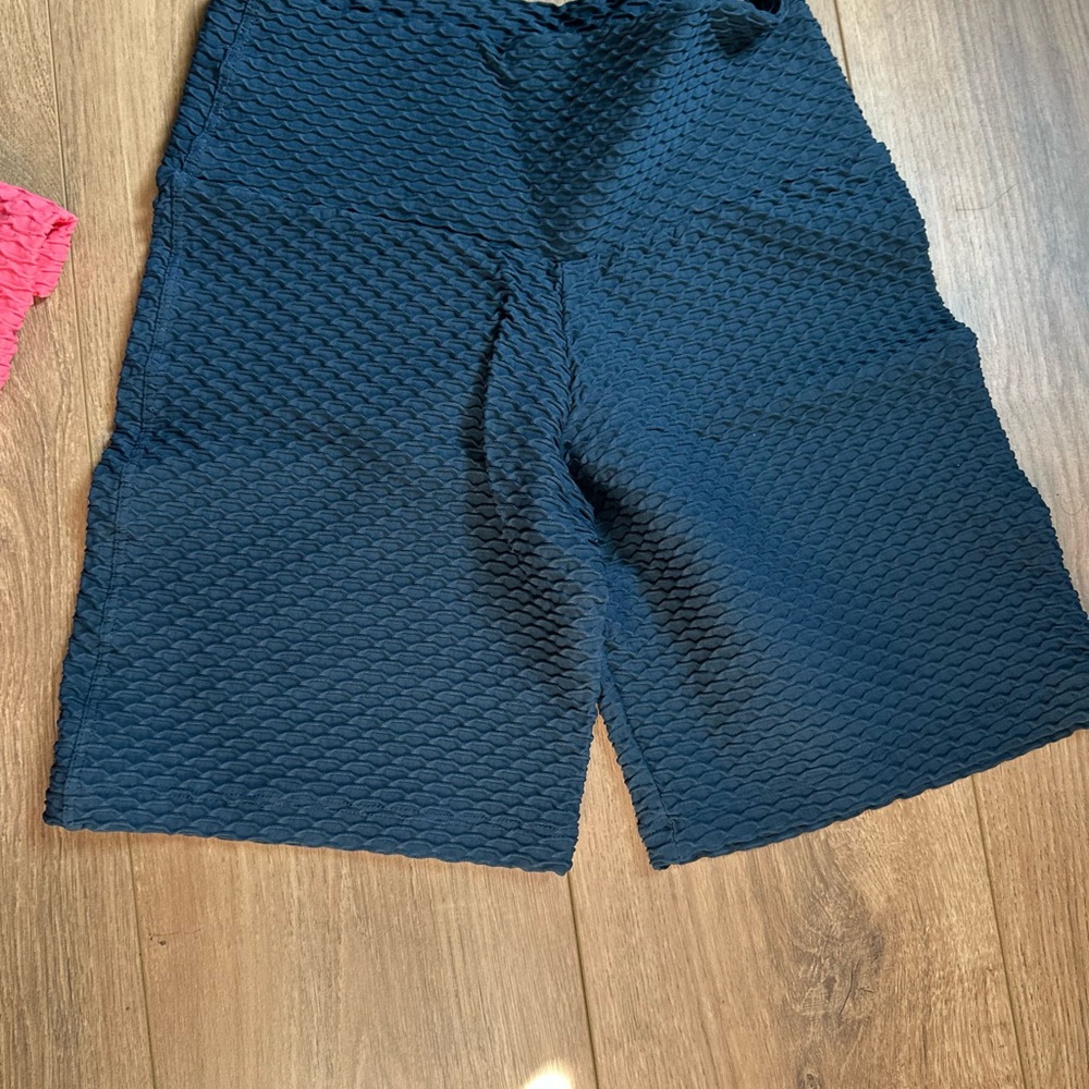 Women's Black Textured Shorts